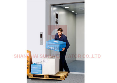Ascenseur de fret opposé de porte avec l'installation facile puissante de pièce de machine